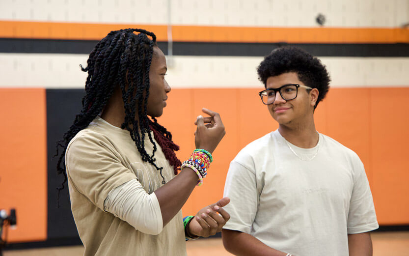 ASD students signing