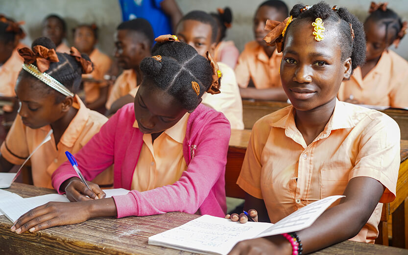 As part of the project “Strengthening the adaptation and resilience capacity of coastal communities in the Baradères-Cayemites Complex to face the adverse effects of climate change,” an environmental education program is being implemented in 35 schools across Baradères, Petit-Trou, and Grand-Boucan.