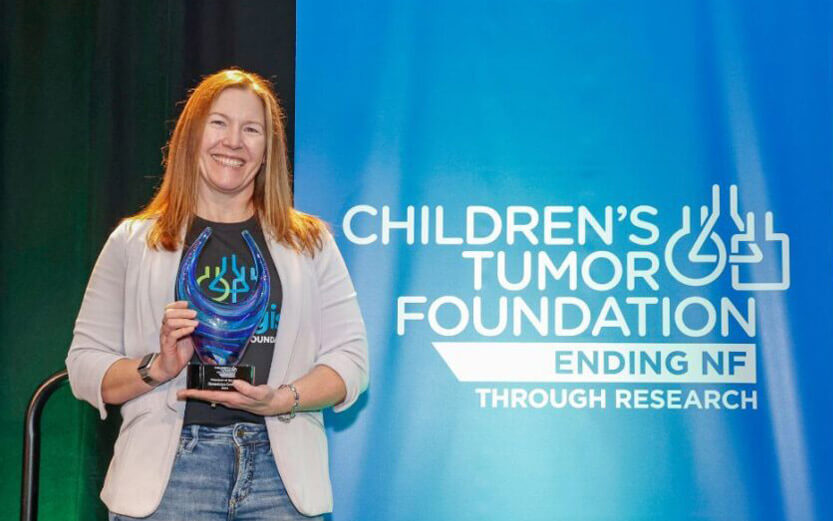 volunteer receiving award