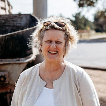 donor Kim Cooper-Hart