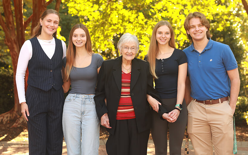 UMW students with family